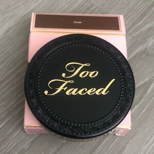 Too Faced Born This Way Multi Use Complexion Powder Foundation